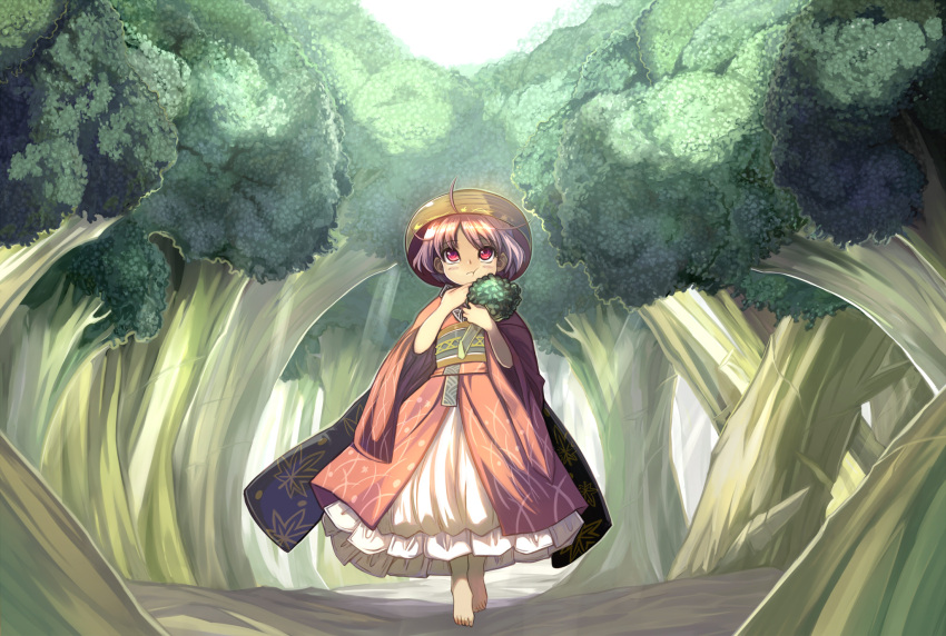 1girl ahoge barefoot bowl bowl_hat broccoli chewing commentary_request eating forest frilled_kimono frills full_body hat highres japanese_clothes kimono looking_up nature obi outdoors purple_hair red_eyes red_kimono sash shope short_hair solo sukuna_shinmyoumaru sunlight touhou vegetable walking wide_sleeves