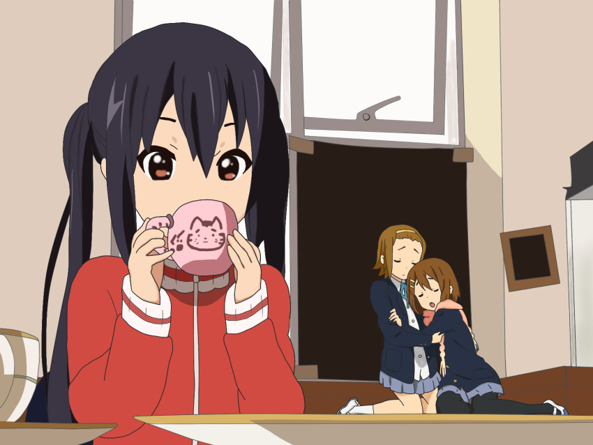 3girls drinking hirasawa_yui hugging jophiel k-on! minigirl multiple_girls nakano_azusa school school_uniform tagme tainaka_ritsu