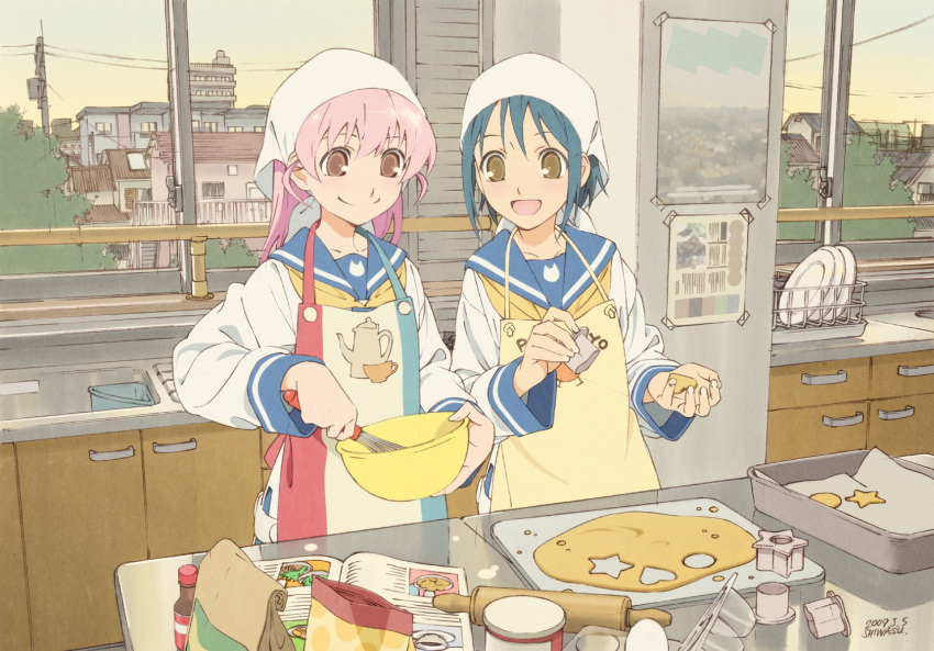 apron baking blue_hair bowl cooking highres kitchen mixer multiple_girls original pink_hair school_uniform seifuku shiwasu_takashi smile