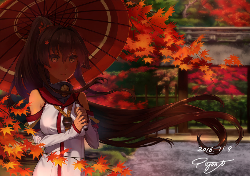 1girl 2016 bangs bare_shoulders breasts brown_eyes brown_hair cherry_blossoms closed_mouth dated detached_sleeves eyebrows eyebrows_visible_through_hair fence floating_hair flower gate gorget hair_flower hair_ornament hedge_(plant) holding holding_umbrella kantai_collection large_breasts leaf light_rays long_hair looking_at_viewer maple_leaf oriental_umbrella outdoors pajant ponytail red shade signature solo umbrella upper_body very_long_hair wooden_fence yamato_(kantai_collection)