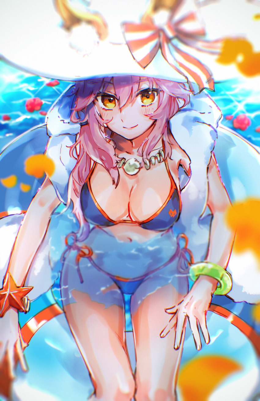 1girl alternate_costume animal_ears bare_legs bikini blue_bikini breasts cleavage collarbone fate/extra fate/grand_order fate_(series) fox_ears fox_tail from_above hair_between_eyes hair_over_shoulder hat hat_ribbon highres innertube looking_at_viewer navel nekoremon partially_submerged pink_hair ribbon side-tie_bikini sitting smile solo sun_hat swimsuit tail tamamo_(fate)_(all) tamamo_no_mae_(swimsuit_lancer)_(fate) thigh_gap thighs white_hat yellow_eyes