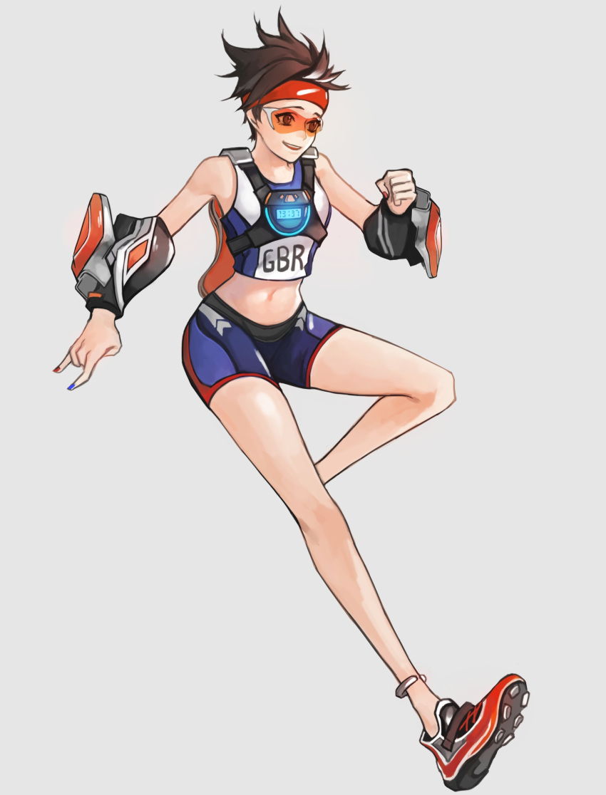 1girl \m/ absurdres anklet bare_shoulders bike_shorts blue_nails brown_eyes brown_hair clenched_hand crop_top goggles grey_background hand_up harness headband highres jewelry leg_up nail_polish navel neosnim open_mouth orange_nails overwatch shoes short_hair shorts simple_background sleeveless smile solo spiky_hair sportswear sprinter_tracer standing standing_on_one_leg stomach tracer_(overwatch) track_uniform vambraces