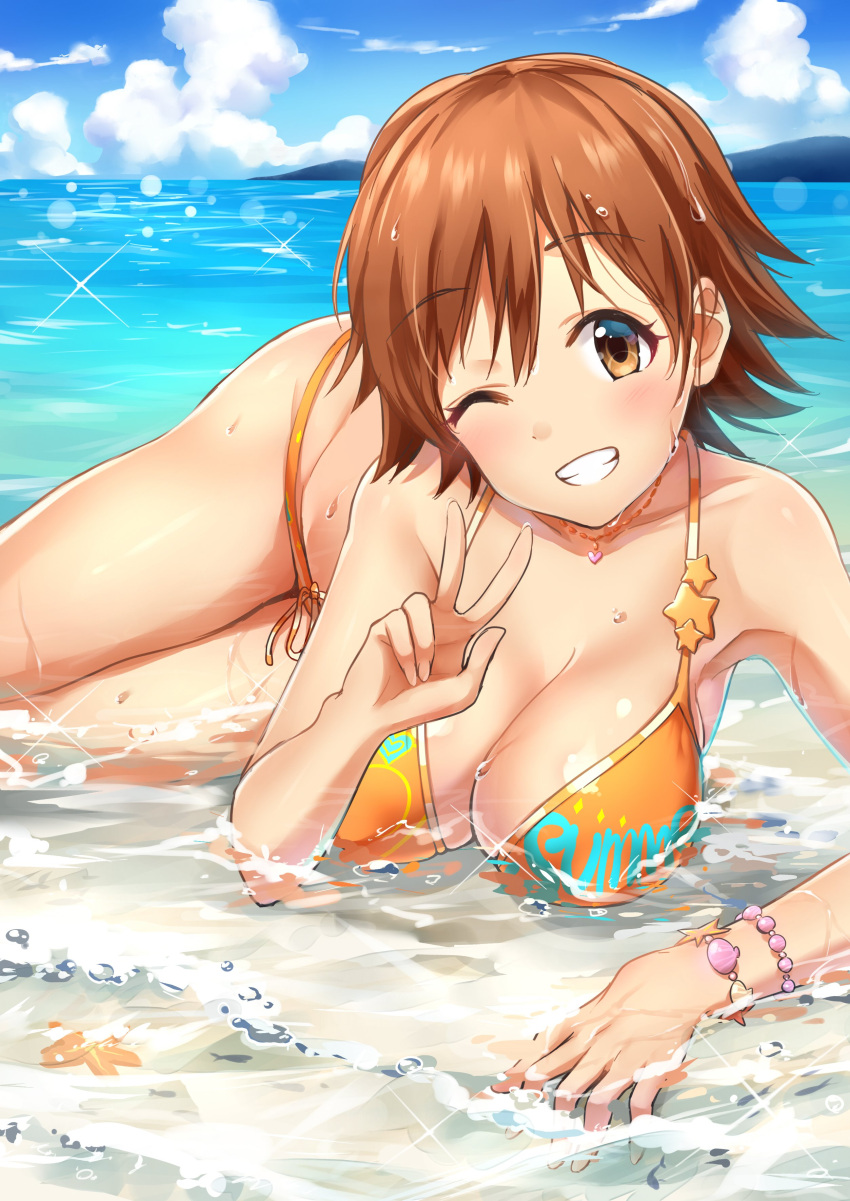 1girl ;) absurdres bangs beach bead_bracelet beads bikini bracelet breasts brown_eyes brown_hair cleavage clouds eyebrows eyebrows_visible_through_hair grin head_tilt heart heart_necklace highres honda_mio horizon idolmaster idolmaster_cinderella_girls jewelry large_breasts lying on_ground on_side one_eye_closed orange_bikini outdoors pendant print_bikini shore short_hair sky smile solo sparkle star swimsuit takeya_y0615 teeth v water wet wet_hair