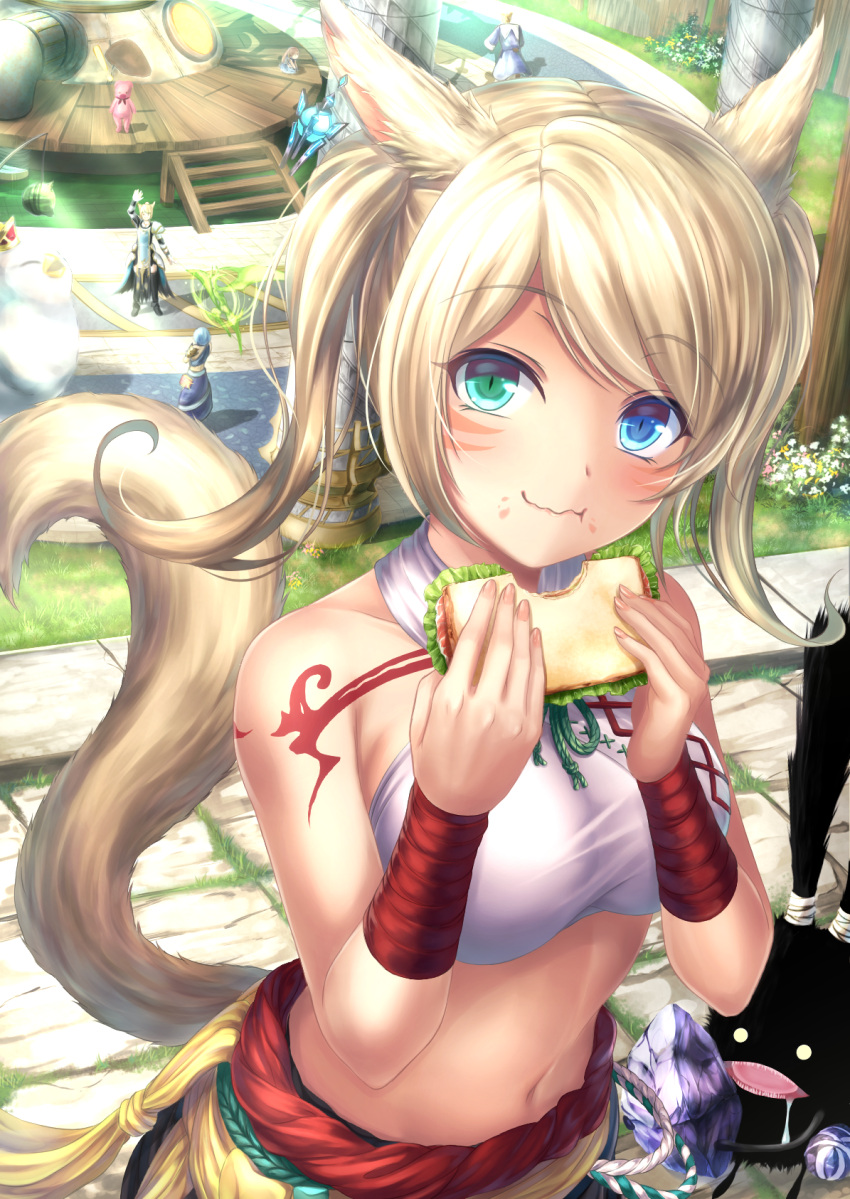 1girl animal_ears blonde_hair blue_eyes bread drooling earrings eating eyebrows eyebrows_visible_through_hair facial_mark fat_chocobo final_fantasy final_fantasy_xiv flower food food_on_face grass green_eyes heterochromia highres holding jewelry looking_at_viewer midriff miqo'te navel sandwich shadow short_hair solo_focus spriggan_(final_fantasy) stairs sunlight tail tattoo tiphereth waving