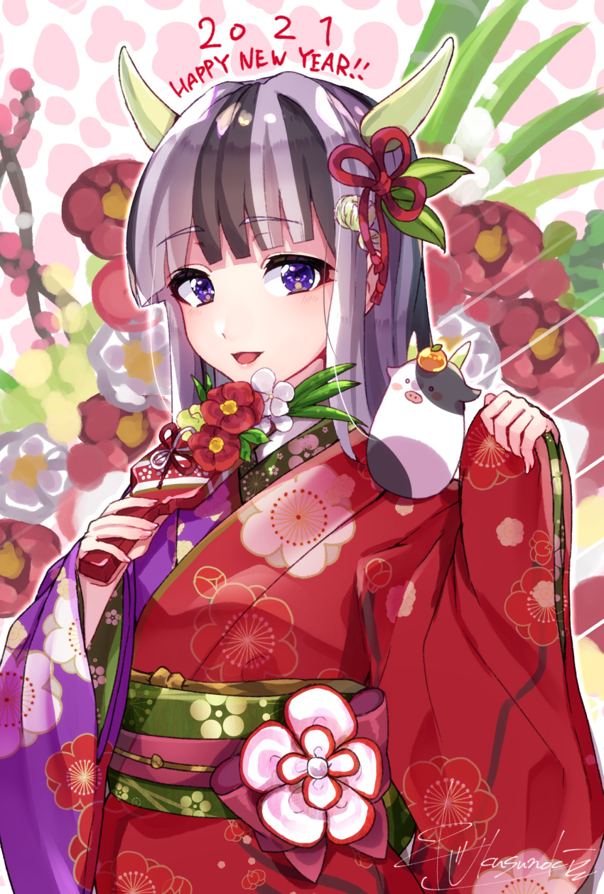 1girl 2022 bangs black_hair blunt_bangs blush camellia chinese_zodiac cow cow_girl cow_horns flower hagoita hair_ornament happy_new_year highres holding holding_paddle horns japanese_clothes kimono kusunokimizuha leaf_hair_ornament long_hair long_sleeves looking_at_viewer multicolored_hair nengajou new_year obi open_mouth original paddle pinching_sleeves sash smile solo streaked_hair two-tone_hair undersized_animal violet_eyes white_hair wide_sleeves year_of_the_ox