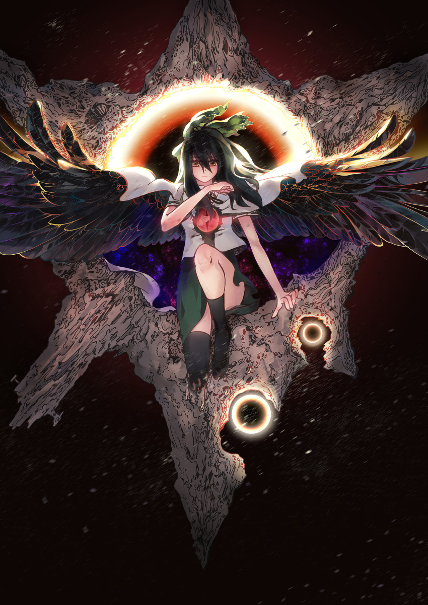 1girl arm_support asymmetrical_clothes backlighting bird_wings black_legwear black_wings bow cape energy expressionless full_body glowing green_skirt hair_bow highres knee_up long_hair looking_at_viewer red_eyes reiuji_utsuho shirt short_sleeves single_sock single_thighhigh sitting skirt slit_pupils socks solo thigh-highs third_eye touhou white_shirt wind wings yellow_eyes yun_(evite)