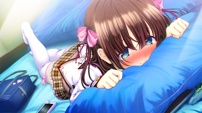 1girl amano_rei bag bed blush brown_hair cellphone game_cg giga_(company) highres legs looking_away lying multicolored_eyes nironiro no_shoes on_bed on_stomach phone pillow pillow_grab pillow_hug pleated_skirt ren'ai_phase ribbon school_bag school_uniform short_hair skirt solo thighs white_legwear