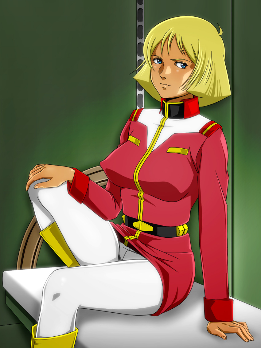1girl bed belt blonde_hair blue_eyes bonjin-do boots breasts female gundam highres large_breasts legs looking_at_viewer military military_uniform mobile_suit_gundam pants sayla_mass serious short_hair sitting solo thighs uniform
