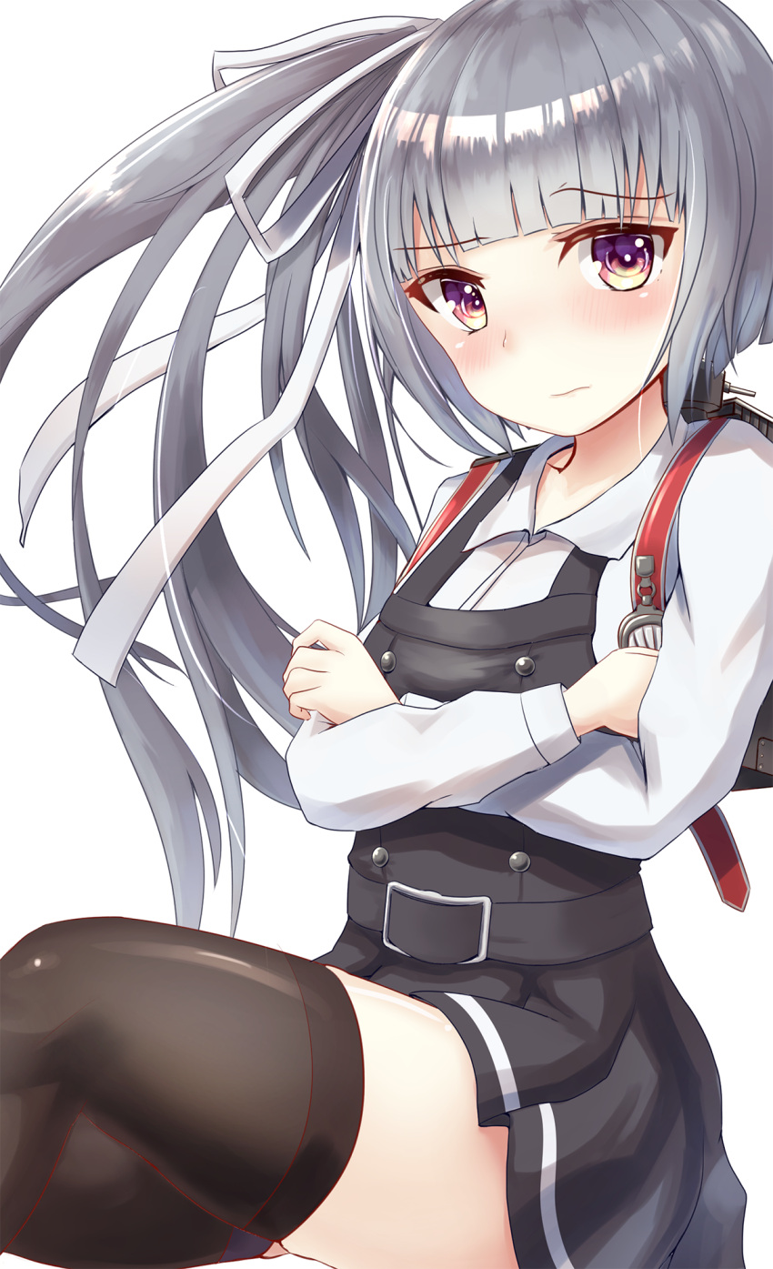 1girl backpack bag belt black_legwear blush buttons closed_mouth commentary_request crossed_arms dress eyebrows eyebrows_visible_through_hair gradient_eyes grey_hair hamalu highres kantai_collection kasumi_(kantai_collection) long_hair looking_at_viewer multicolored_eyes pinafore_dress randoseru remodel_(kantai_collection) ribbon school_bag school_uniform side_ponytail simple_background solo vest violet_eyes white_background white_ribbon