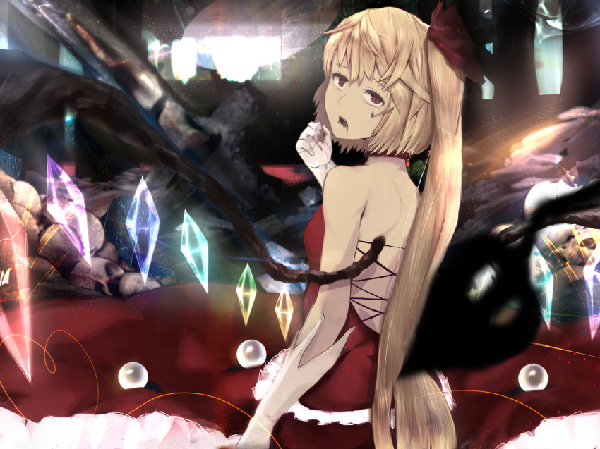 1girl adapted_costume back blonde_hair blurry blurry_foreground collar crystal flandre_scarlet frilled_skirt frills from_behind gloves highres kurowa_(curowa) long_hair looking_at_viewer looking_back open_mouth rainbow_order red_shirt red_skirt shirt skirt solo touhou very_long_hair white_gloves wings