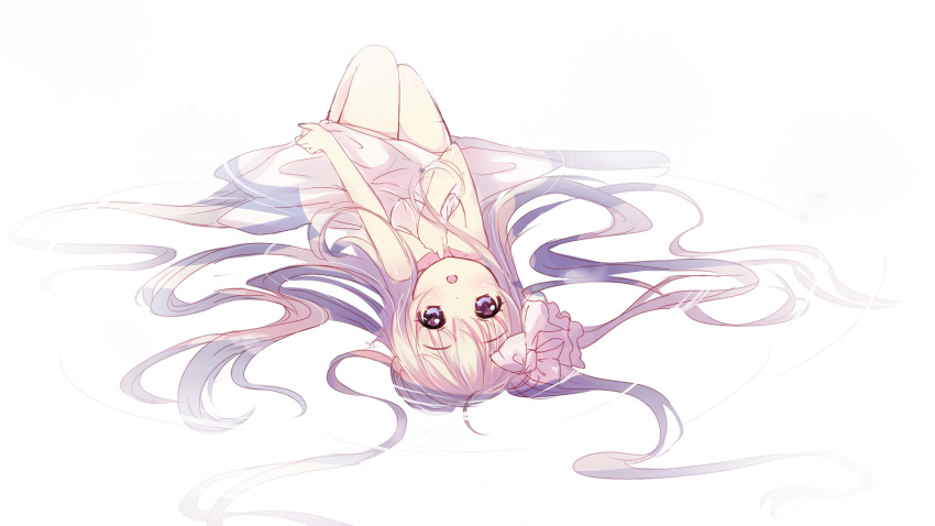 1girl blue_eyes collarbone eyebrows eyebrows_visible_through_hair highres long_hair looking_at_viewer lying naked_sheet on_back open_mouth original silver_hair simple_background sketch solo verjuice white_background