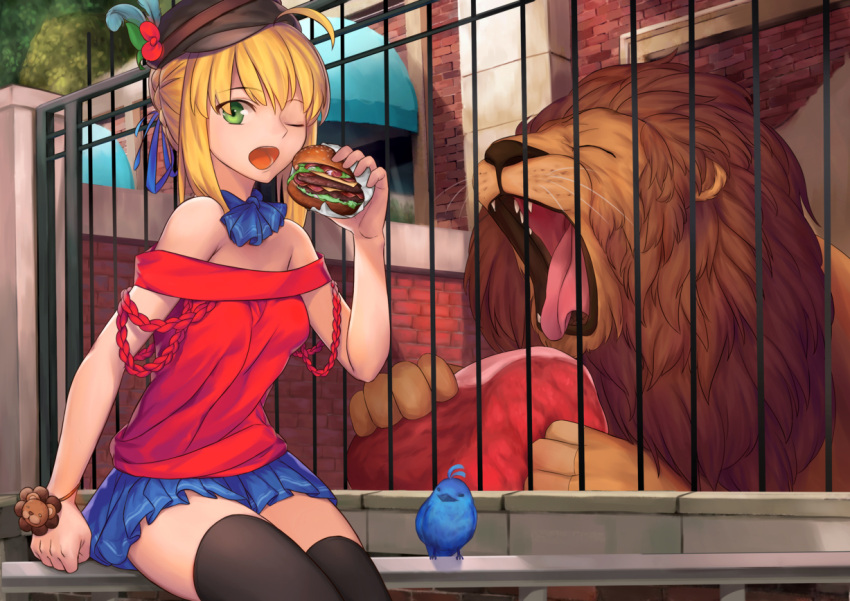 1girl ahoge animal bare_shoulders bird black_legwear blonde_hair casual fate/stay_night fate_(series) fence food green_eyes hamburger hat lion looking_at_viewer meat one_eye_closed open_mouth pleated_skirt saber sitting skirt solo teeth thigh-highs tongue tsuki_suigetsu