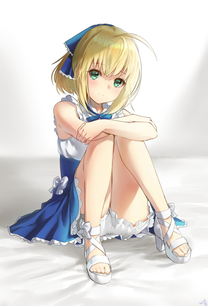 1girl absurdres ahoge blonde_hair blue_ribbon bow dress fate/stay_night fate_(series) green_eyes hair_ornament hieung highres leg_hug lingerie looking_at_viewer neck_ribbon ribbon saber short_hair shorts signature sitting sleeveless sleeveless_dress solo underwear white_bow white_shorts