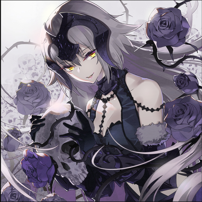 1girl black_flower black_rose breasts cleavage fate/grand_order fate_(series) flower grey_hair holding_object jeanne_d'arc_(alter)_(fate) jeanne_d'arc_(fate)_(all) long_hair looking_at_viewer rose skull smile solo tsurukame yellow_eyes