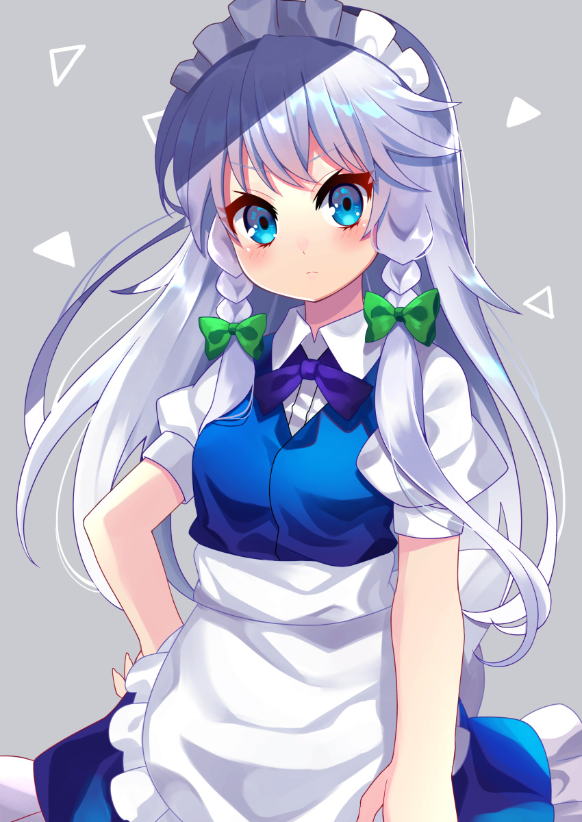 1girl absurdres alternate_hair_length alternate_hairstyle apron blue_dress blue_eyes blush bow braid breasts closed_mouth commentary_request cowboy_shot dress expressionless green_bow grey_background hand_on_hip highres izayoi_sakuya long_hair looking_at_viewer maid_headdress medium_breasts side_braids silver_hair simple_background solo touhou twin_braids very_long_hair waist_apron yuujin_(yuzinn333)