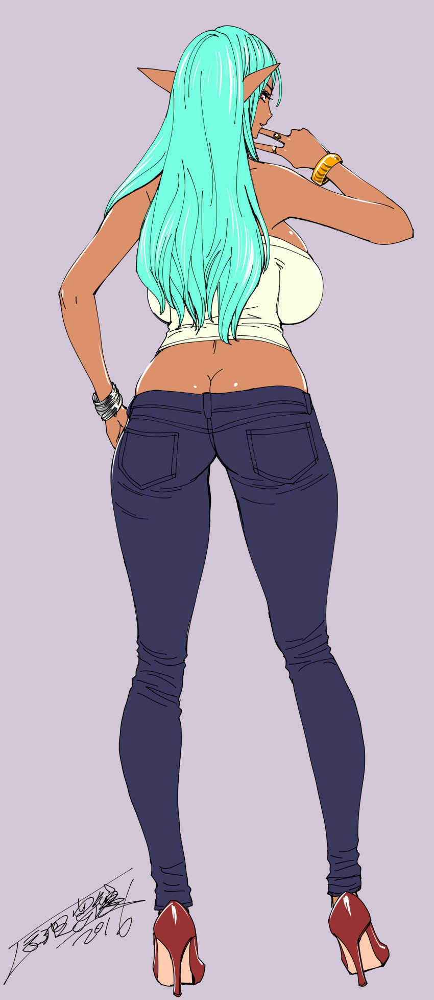 1girl absurdres aqua_hair ass bare_arms bare_shoulders bracelet breasts butt_crack curvy dark_skin denim elf from_behind full_body hand_on_hip high_heels highres huge_breasts jeans jewelry large_breasts legs_apart long_hair looking_at_viewer looking_back pants pointy_ears profile purple_background red_shoes ring shoes signature simple_background solo tatsunami_youtoku