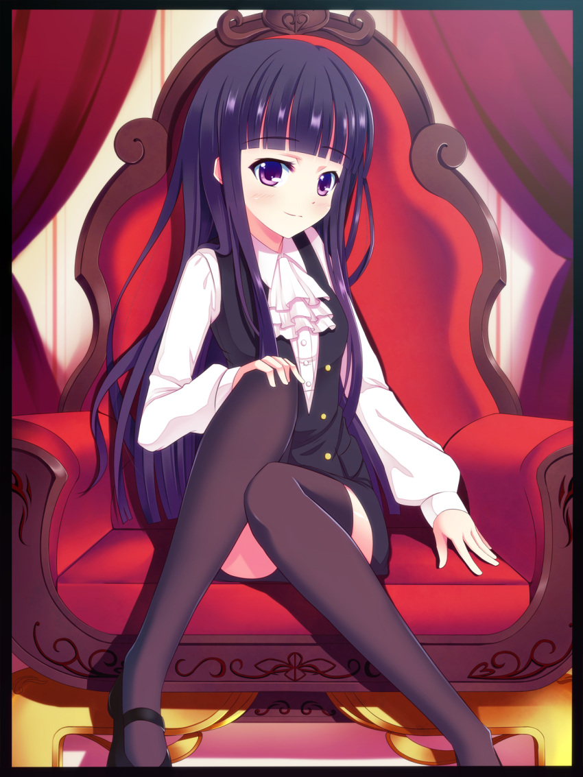 1girl black_hair black_legwear eyebrows_visible_through_hair hand_on_own_knee highres hime_cut inu_x_boku_ss kazeoto_kirito long_hair looking_at_viewer shirakiin_ririchiyo sitting solo thigh-highs violet_eyes