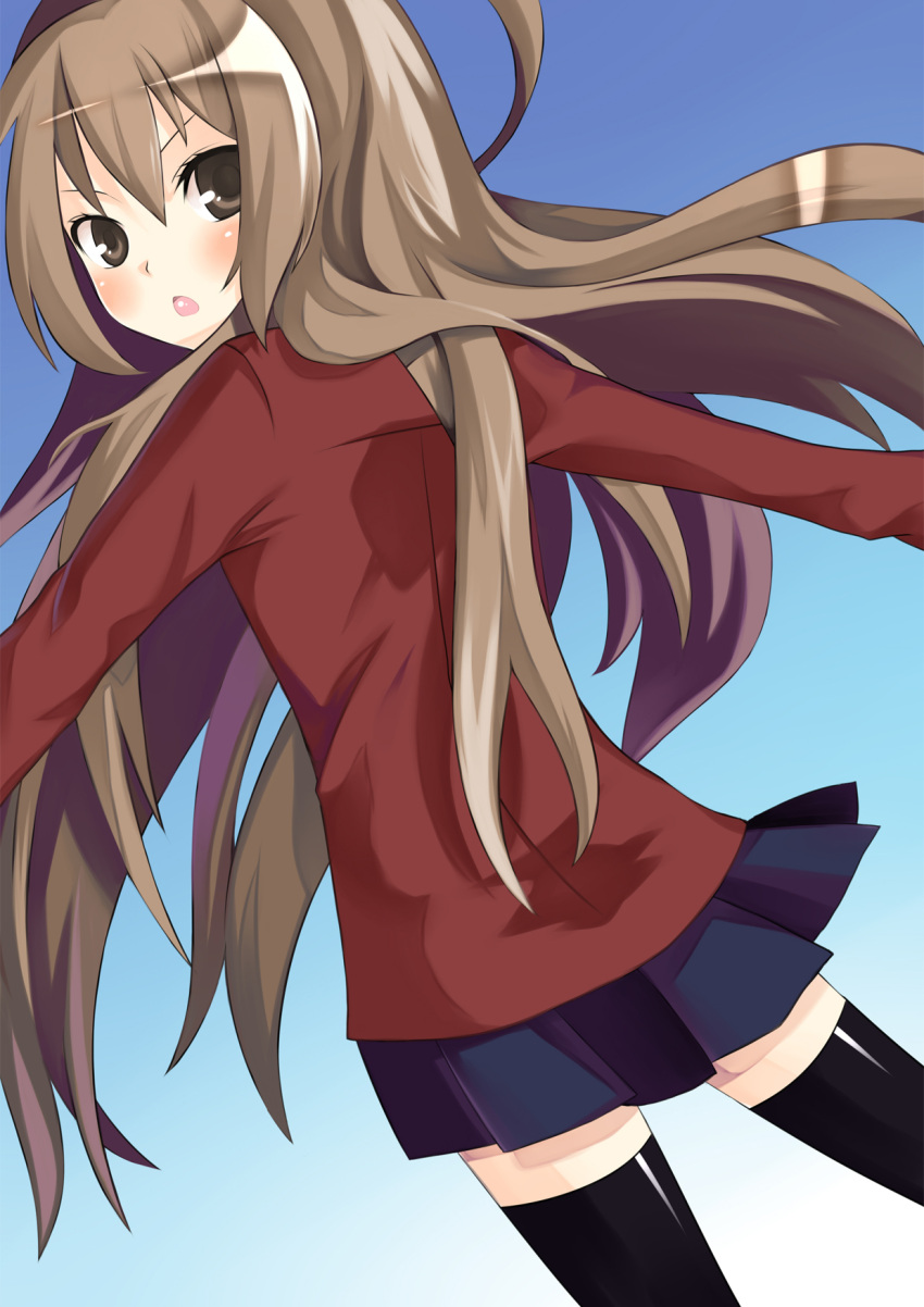 bad_id brown_eyes brown_hair hanasaki_mahiru highres long_hair looking_back thigh-highs thighhighs toradora! zettai_ryouiki