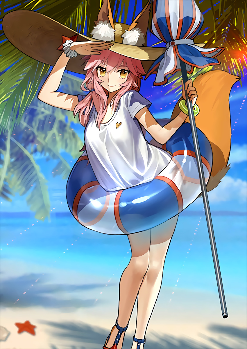 1girl absurdres animal_ears bracelet breasts fate/extra fate/grand_order fate_(series) fox_ears fox_tail hat highres jewelry large_breasts long_hair looking_at_viewer nature ocean official_art parasol pink_hair solo tail tamamo_(fate)_(all) tamamo_no_mae_(swimsuit_lancer)_(fate) umbrella wada_aruko yellow_eyes