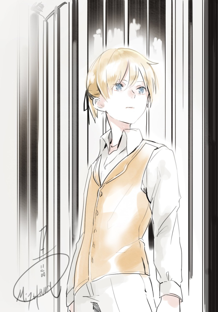 1boy aku_no_meshitsukai_(vocaloid) artist_name blonde_hair blue_eyes evillious_nendaiki hair_ribbon highres kagamine_len looking_away mizutame_tori ribbon shirt short_hair short_ponytail signature sleeveless_jacket solo vocaloid