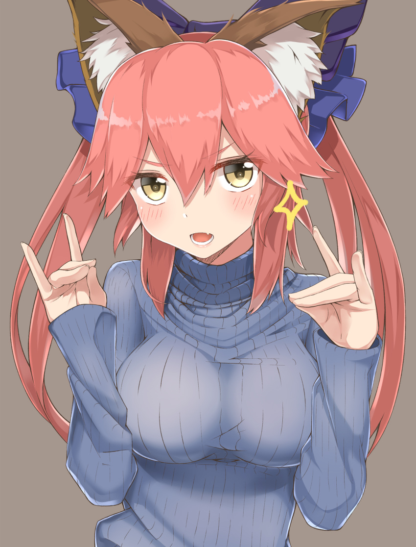 1girl alternate_costume bad_id bad_pixiv_id bow breasts brown_background brown_eyes casual commentary_request contemporary fang fangs fate/extra fate/grand_order fate_(series) fox_shadow_puppet hair_between_eyes hair_bow hands_up highres large_breasts open_mouth orange_hair ribbed_sweater sleeves_past_wrists solo sparkle sweater takamiya_nao tamamo_(fate)_(all) tamamo_no_mae_(fate) translation_request twintails