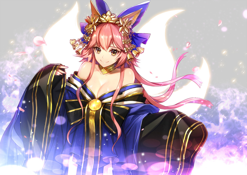 1girl animal_ears bangs bare_shoulders bell blue_kimono breasts cleavage closed_mouth coin_(ornament) eu_(euspia) eyelashes fate/extella fate/extra fate_(series) floating_hair fox_ears fox_tail glowing_tail gradient grey_background hair_ornament hair_ribbon hair_stick hands_in_sleeves japanese_clothes jewelry kanzashi kimono long_sleeves looking_at_viewer medium_breasts necklace obi off_shoulder outstretched_hand petals pink_hair ribbon sash shiny shiny_hair shiny_skin sleeves_past_wrists smile solo tail tamamo_(fate)_(all) tamamo_no_mae_(fate) upper_body wide_sleeves yellow_eyes