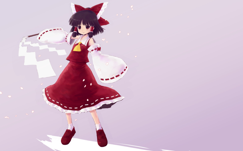 1girl ascot black_hair blush bow cherry_blossoms detached_sleeves frilled_skirt frills gohei hair_bow hair_tubes hakurei_reimu highres lavender_background petals red_shirt red_shoes red_skirt ribbon-trimmed_collar ribbon-trimmed_skirt ribbon-trimmed_sleeves ribbon_trim rm_(pixfou) shiny shiny_hair shirt shoes short_hair simple_background skirt sleeveless sleeveless_shirt smile solo touhou white_legwear wide_sleeves