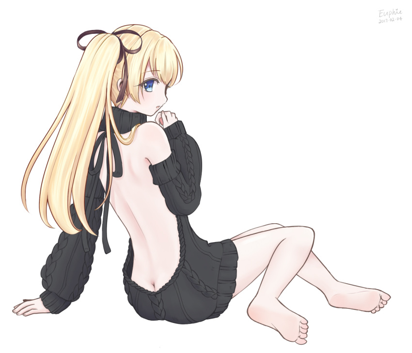 1girl 2017 aran_sweater arm_support artist_name ass backless_outfit bangs bare_back bare_shoulders black_ribbon black_sweater blonde_hair blue_eyes butt_crack dated detached_sleeves dress euphie_(holicy) eyebrows_visible_through_hair from_behind full_body hair_ribbon halterneck highres long_hair looking_at_viewer looking_back naked_sweater open-back_dress parted_lips ribbed_sweater ribbon shironeko_project side_ponytail signature simple_background sitting soles solo sophie_(shironeko_project) sweater sweater_dress turtleneck turtleneck_sweater virgin_killer_sweater white_background yokozuwari