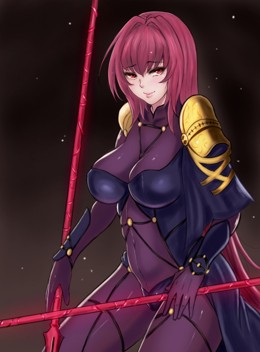 1girl akira_(yuibnm71) bangs blush bodysuit breasts closed_mouth covered_navel cowboy_shot dual_wielding fate/grand_order fate_(series) from_side gae_bolg highres holding holding_weapon large_breasts long_hair looking_at_viewer looking_to_the_side pauldrons purple_bodysuit purple_hair red_eyes scathach_(fate/grand_order) smile solo very_long_hair weapon