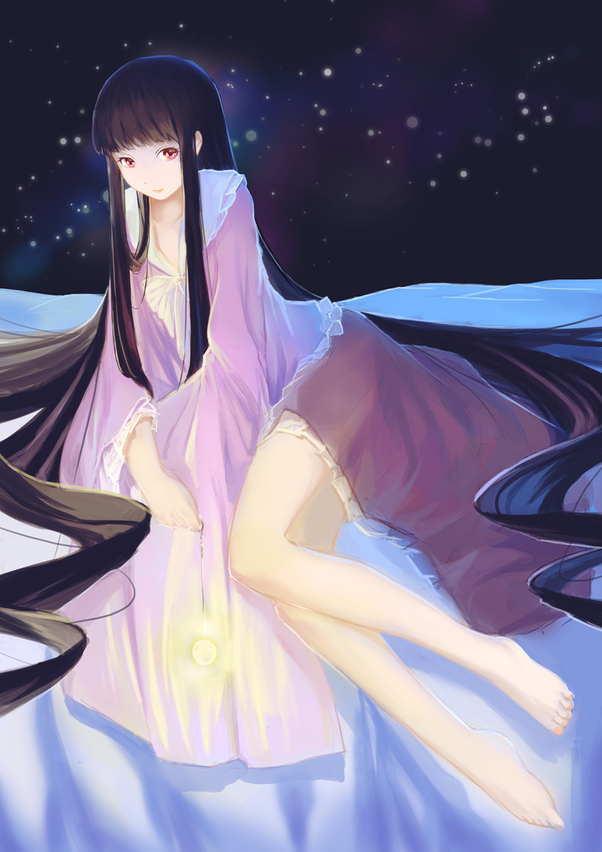 1girl absurdly_long_hair bangs barefoot black_hair blunt_bangs bow bowtie closed_mouth collarbone dress frilled_skirt frills highres hime_cut holding houraisan_kaguya japanese_clothes long_hair long_sleeves looking_at_viewer nail_polish night night_sky orange_nails pink_lips red_eyes red_skirt sand_(artist) sidelocks sitting skirt skirt_set sky sleeves_past_wrists smile solo star_(sky) starry_sky toenail_polish toes touhou very_long_hair white_bow white_bowtie wide_sleeves yokozuwari