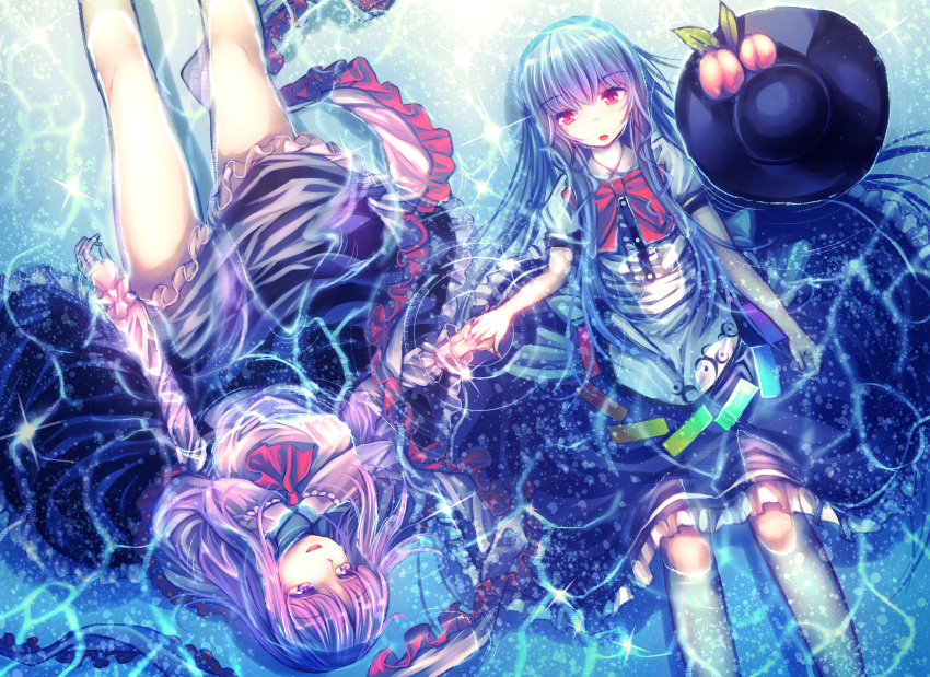 2girls black_hat blush bow eyebrows_visible_through_hair food fruit hand_holding hat highres hinanawi_tenshi long_hair looking_at_another looking_at_viewer multiple_girls nagae_iku neckerchief open_mouth peach purple_hair red_bow red_eyes red_neckerchief smile submerged t.m_(aqua6233) touhou violet_eyes water