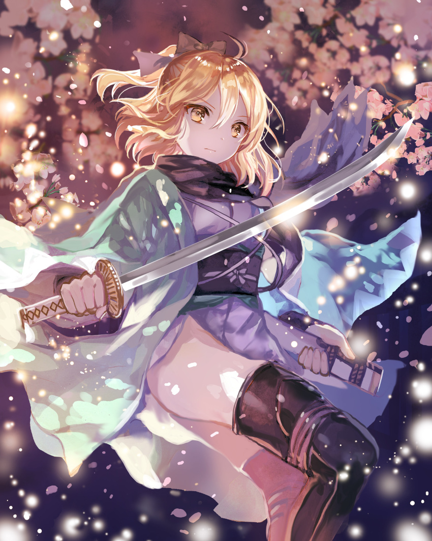 1girl absurdres ahoge black_legwear black_scarf blonde_hair bow cherry_blossoms closed_mouth commentary_request fate_(series) glint hair_bow highres holding holding_weapon japanese_clothes katana kimono koha-ace light_particles rioka_(southern_blue_sky) sakura_saber sash scarf shinsengumi short_hair short_kimono side_slit solo sword thigh-highs thighs unsheathed weapon yellow_eyes