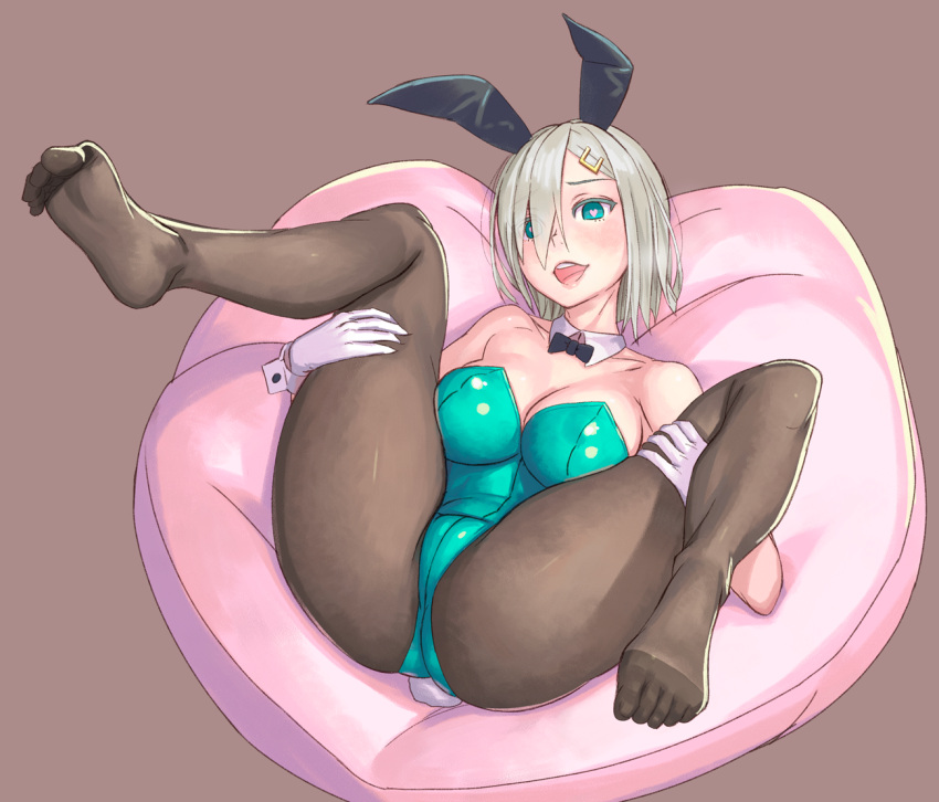 1girl alternate_costume animal_ears black_legwear blue_eyes breasts bunny_tail bunnysuit cleavage detached_collar eyes_visible_through_hair feet gloves green_leotard hair_ornament hair_over_one_eye hairclip hamakaze_(kantai_collection) heart heart-shaped_pupils holding_legs kantai_collection large_breasts legs_up leotard looking_at_viewer lying no_shoes on_back open_mouth pantyhose rabbit_ears short_hair silver_hair solo spread_legs symbol-shaped_pupils tail thigh-highs toe_scrunch toes white_gloves wrist_cuffs yuuji_(and)