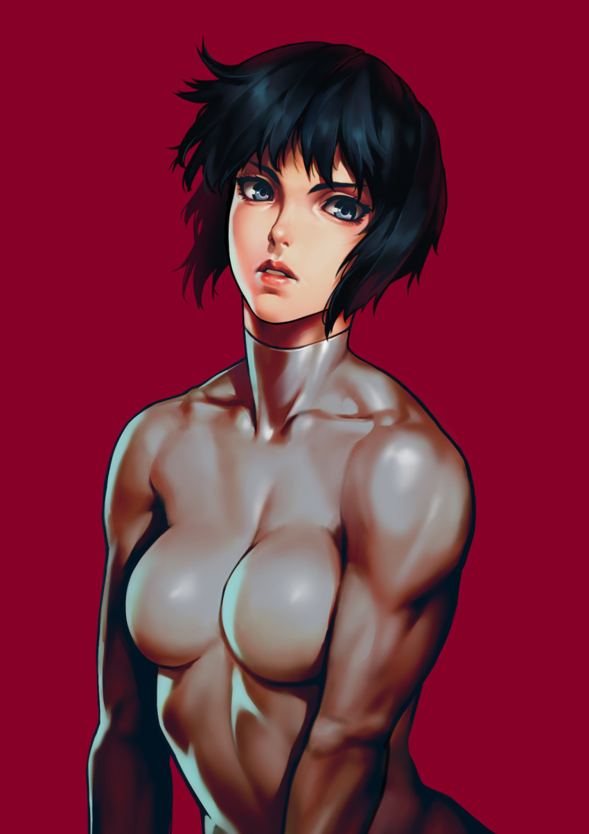 1girl as109 black_hair blue_eyes bodysuit breasts ghost_in_the_shell highres kusanagi_motoko looking_at_viewer medium_breasts muscle muscular_female parted_lips red_background short_hair simple_background solo upper_body