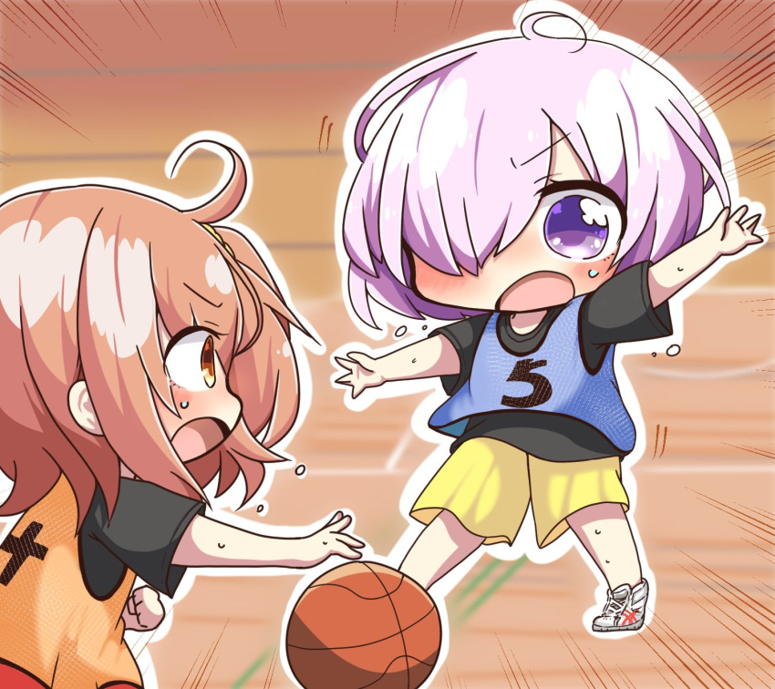 2girls ahoge basketball basketball_court basketball_uniform black_shirt blush brown_eyes brown_hair chibi commentary_request fate/grand_order fate_(series) fujimaru_ritsuka_(female) hair_over_one_eye highres jako_(jakoo21) looking_at_another multiple_girls open_mouth purple_hair shielder_(fate/grand_order) shirt short_hair sportswear violet_eyes
