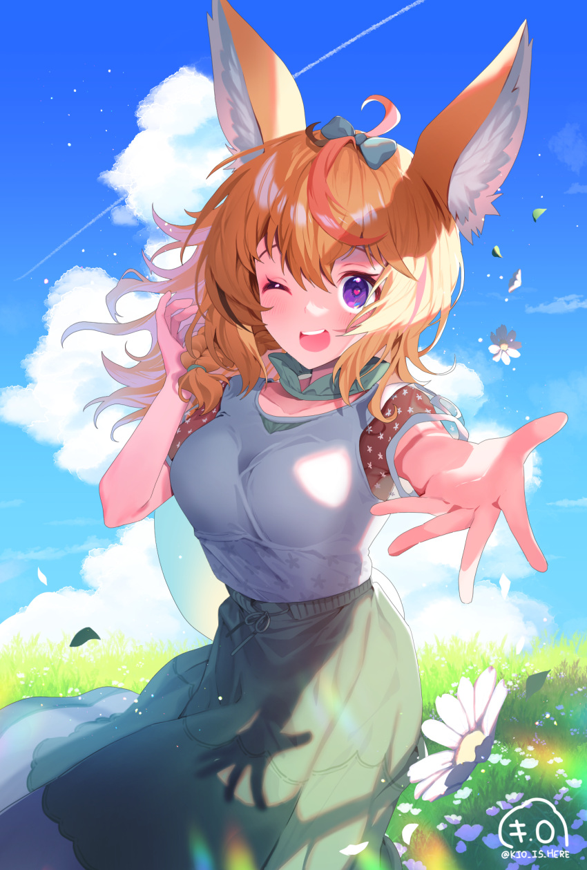 1girl ;d ahoge animal_ears bangs beckoning blonde_hair braid breasts cowboy_shot fox_ears fox_girl green_skirt hair_between_eyes hair_over_shoulder heart heart-shaped_pupils highres hololive kio_is_here long_hair looking_at_viewer medium_breasts multicolored_hair omaru_polka one_eye_closed open_mouth outdoors pink_hair reaching_out see-through see-through_sleeves shirt short_sleeves side_braid signature skirt smile solo streaked_hair symbol-shaped_pupils teeth upper_teeth virtual_youtuber white_shirt wind