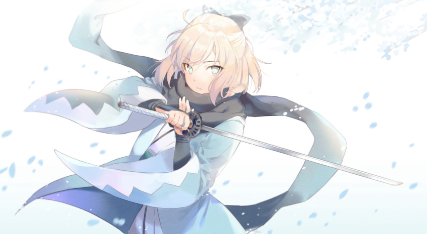 1girl ahoge bangs black_scarf blonde_hair blue_eyes blush closed_mouth eyebrows_visible_through_hair fate_(series) fighting_stance gradient gradient_background half_updo holding holding_sword holding_weapon japanese_clothes kimono koha-ace long_sleeves looking_at_viewer motion_lines naguri no_pupils petals sakura_saber scarf serious shinsengumi shiny shiny_hair short_hair short_ponytail solo sword tsurime unsheathed upper_body weapon white_background white_kimono wide_sleeves wind