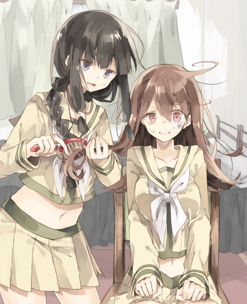 !? 2girls black_hair braid breasts brown_hair chair chibirisu commentary_request furrowed_eyebrows hair_brushing highres jpeg_artifacts kantai_collection kitakami_(kantai_collection) long_hair medium_breasts midriff multiple_girls navel neckerchief ooi_(kantai_collection) pleated_skirt redhead remodel_(kantai_collection) school_uniform serafuku single_braid sitting skirt sweat translation_request twitter_username wavy_mouth white_neckerchief