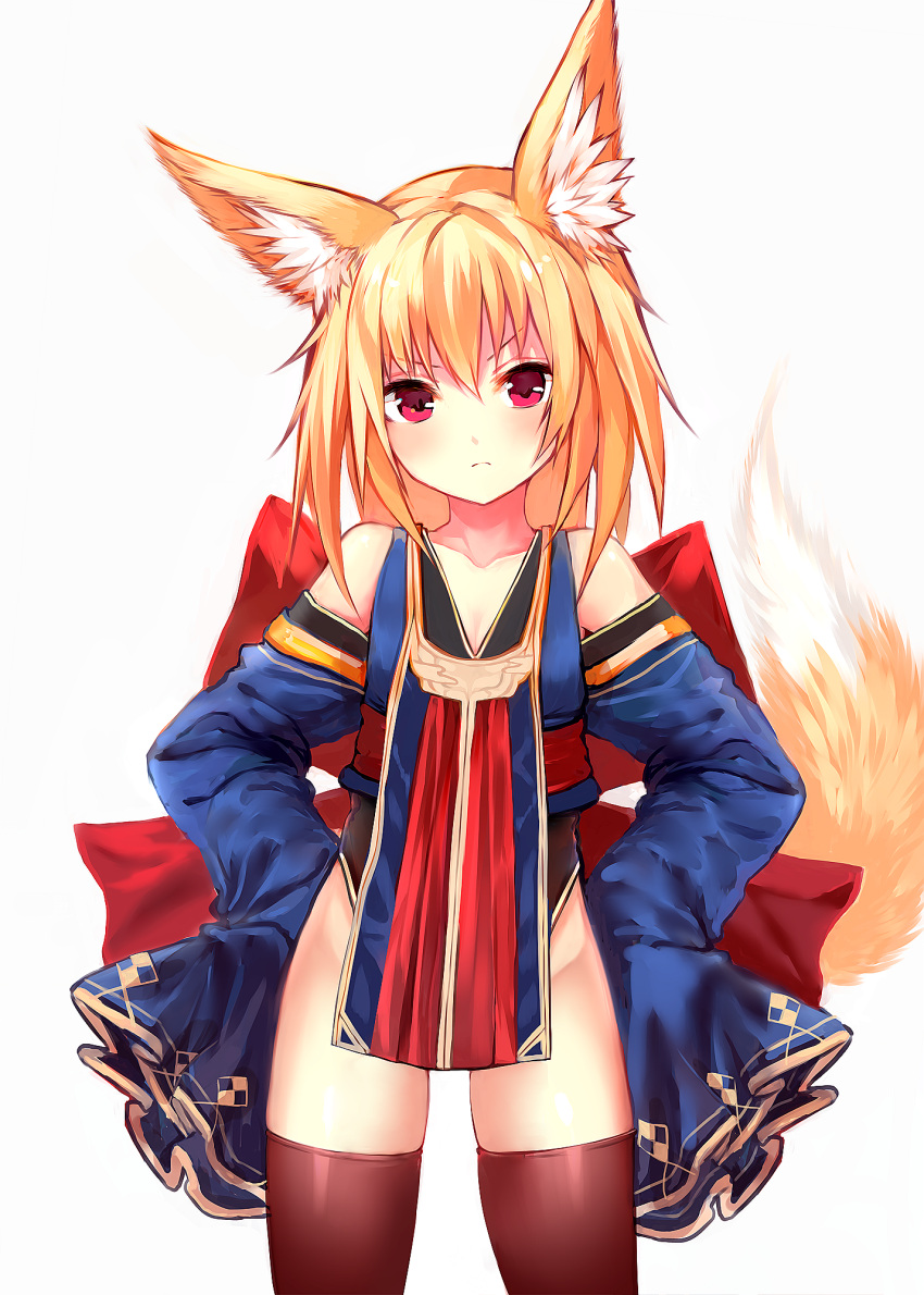 1girl animal_ears bangs black_leotard blonde_hair blush closed_mouth cowboy_shot eyebrows_visible_through_hair fox_ears fox_girl fox_tail hands_on_hips highres leotard light_frown long_hair looking_at_viewer original simple_background solo sukemyon tail thigh-highs thighs violet_eyes white_background