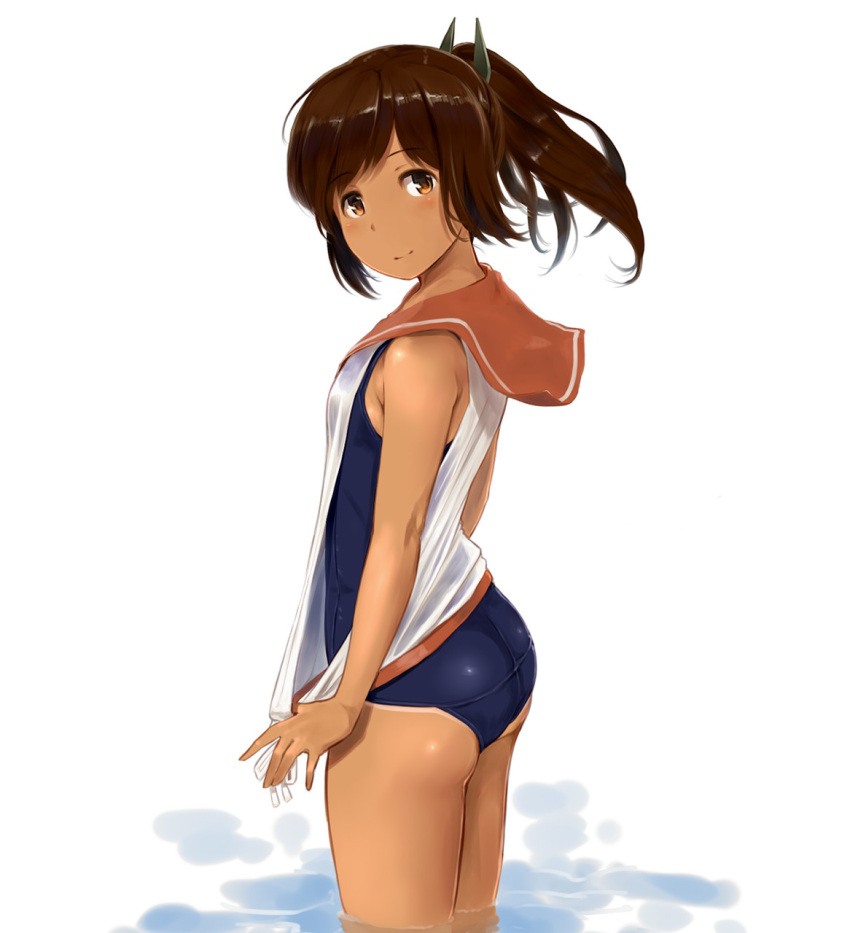 1girl bare_shoulders brown_eyes brown_hair eyebrows_visible_through_hair from_side green_ribbon hair_ribbon highres i-401_(kantai_collection) kantai_collection looking_at_viewer one-piece_swimsuit ponytail ribbon sailor_collar school_swimsuit school_uniform short_hair short_ponytail simple_background smile solo swimsuit swimsuit_under_clothes tan wa_(genryusui) wading water