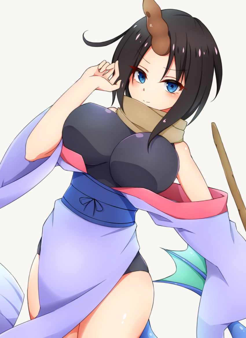 &gt;:) 1girl bare_shoulders black_hair black_leotard blue_eyes blush breasts brown_scarf closed_mouth cowboy_shot dragon_girl dragon_tail elma_(maidragon) eyebrows_visible_through_hair gradient_hair hand_up highres holding horn japanese_clothes kimono kobayashi-san_chi_no_maidragon large_breasts legs_together leotard leotard_under_clothes long_sleeves looking_at_viewer multicolored_hair obi off_shoulder outstretched_arm purple_kimono sash scarf shiny shiny_hair shiny_skin short_hair simple_background smile solo standing tail tokonone white_background wide_sleeves