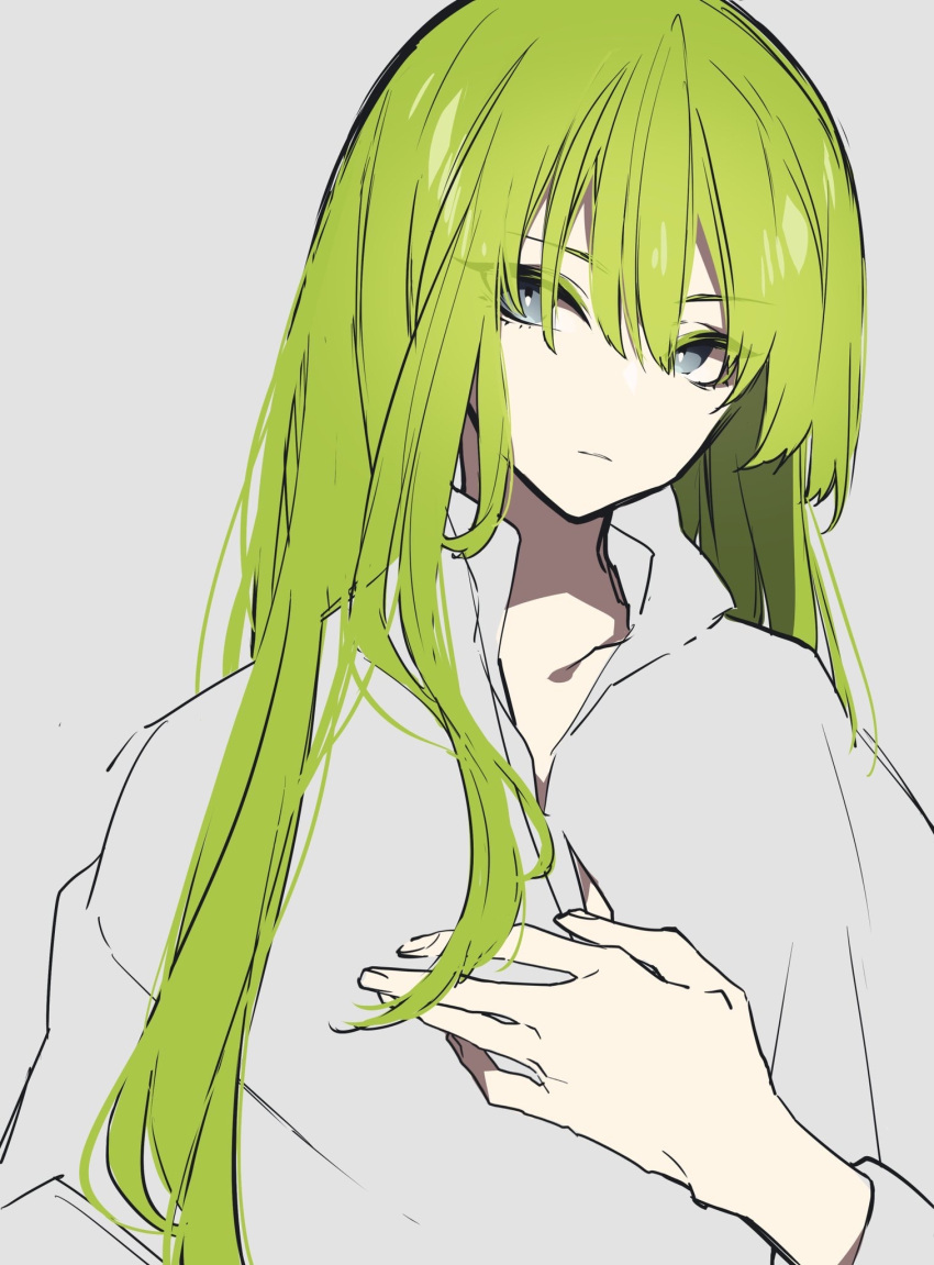 androgynous bangs blue_eyes closed_mouth enkidu_(fate/strange_fake) fate/strange_fake fate_(series) green_hair grey_background highres long_hair looking_at_viewer mochizuki_kei simple_background solo