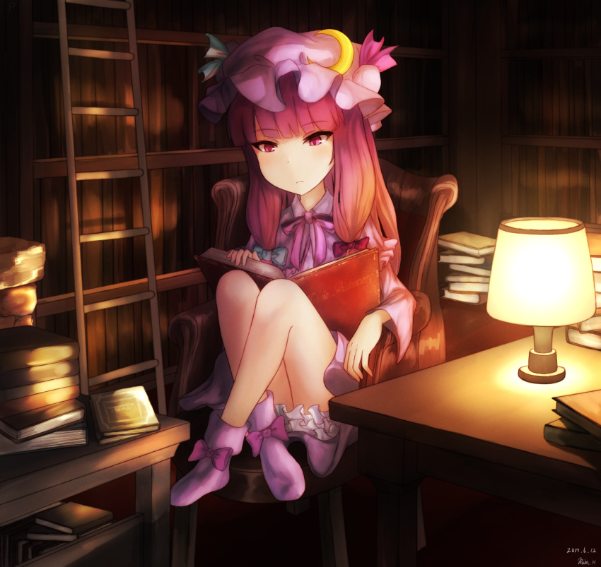 1girl artist_signature book book_stack bookshelf boots chair crescent crescent_moon_pin dated frown fujiwara_rein hair_ribbon hat highres ladder lamp mob_cap patchouli_knowledge purple_hair reading ribbon sitting solo table touhou violet_eyes