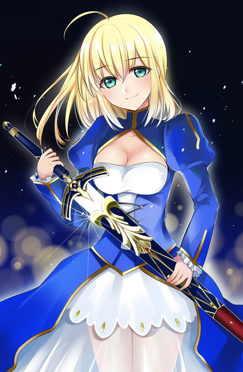 1girl absurdres ahoge blonde_hair blue_eyes breasts cleavage cowboy_shot dress fate/stay_night fate_(series) hair_between_eyes head_tilt highres holding holding_sword holding_weapon long_hair looking_at_viewer medium_breasts saber see-through sheath shiny shiny_skin smile solo sword tate tate_(donnguriumai) unsheathing weapon