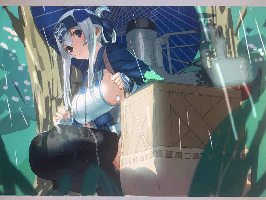 1girl ainu_clothes bandage black_legwear blue_eyes blue_headband blue_jacket breasts closed_mouth crate cropped_jacket dress flower folded_ponytail hair_between_eyes hair_flower hair_ornament headband highres jacket kamoi_(kantai_collection) kantai_collection large_breasts long_hair looking_at_viewer rigging sash sideboob sleeveless sleeveless_dress smile smokestack solo thick_eyebrows thigh-highs tsuuhan umbrella white_dress