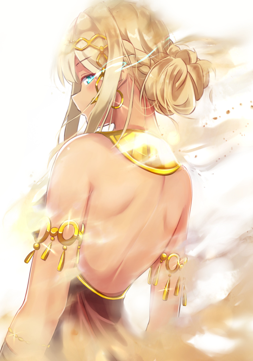 1girl absurdres armlet bare_back blonde_hair blue_eyes burning_eye choker from_behind hair_ornament highres long_hair looking_at_viewer looking_back sidelocks simple_background solo standing upper_body white_background yeyebirdie