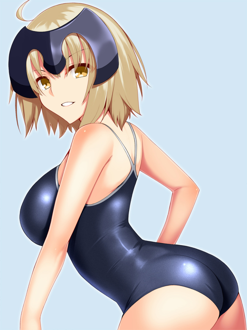 1girl ahoge ass blue_background breasts competition_school_swimsuit contrapposto cowboy_shot eyebrows_visible_through_hair fate/grand_order fate_(series) from_side headpiece highres jeanne_alter large_breasts light_brown_hair one-piece_swimsuit parted_lips ruler_(fate/apocrypha) school_swimsuit short_hair simple_background skylader solo swimsuit yellow_eyes