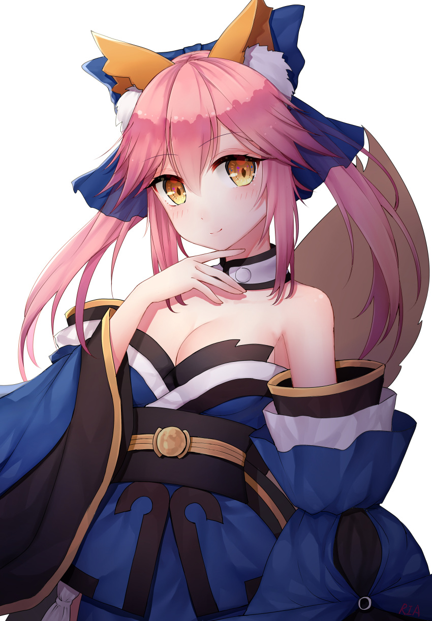 1girl absurdres animal_ears bare_shoulders blush bow breasts cleavage detached_sleeves fate/extra fate_(series) fox_ears fox_tail hair_bow hair_ribbon highres japanese_clothes long_hair looking_at_viewer medium_breasts pink_hair ribbon saikou-iro_aurora simple_background smile solo tail tamamo_(fate)_(all) tamamo_no_mae_(fate) upper_body white_background yellow_eyes