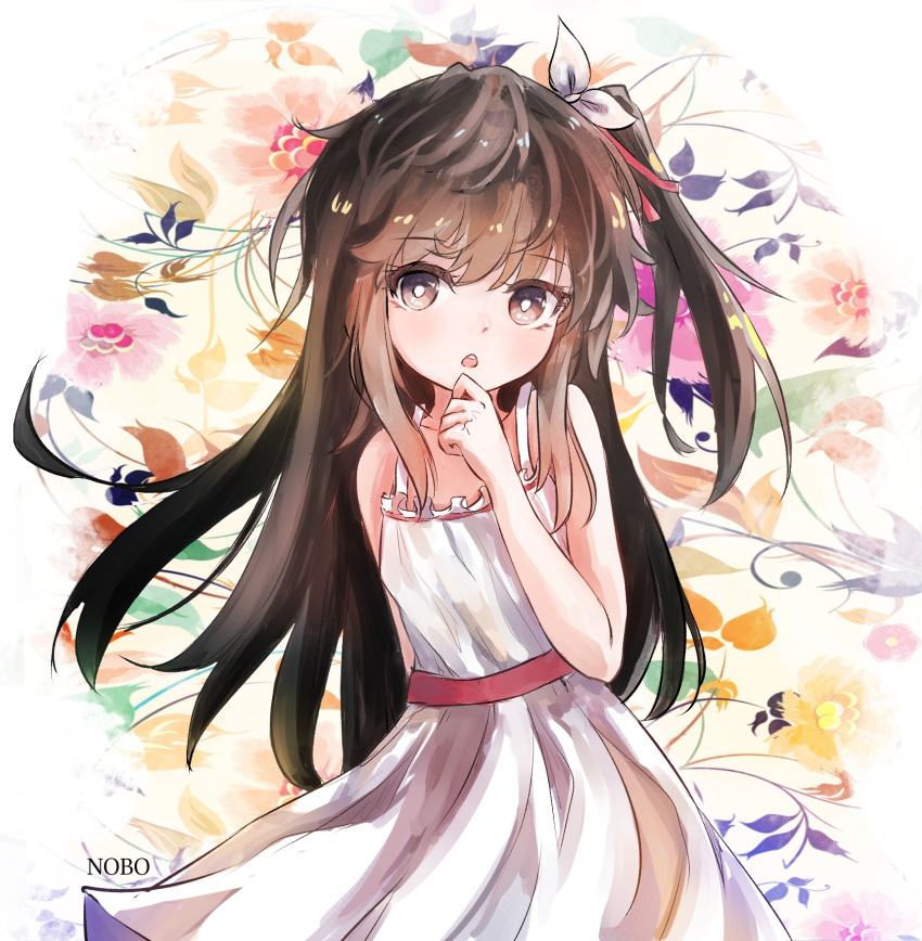1girl arm_behind_back brown_eyes brown_hair dress hand_to_own_mouth highres long_hair open_mouth original ribbon side_ponytail solo sundress upper_body white_dress