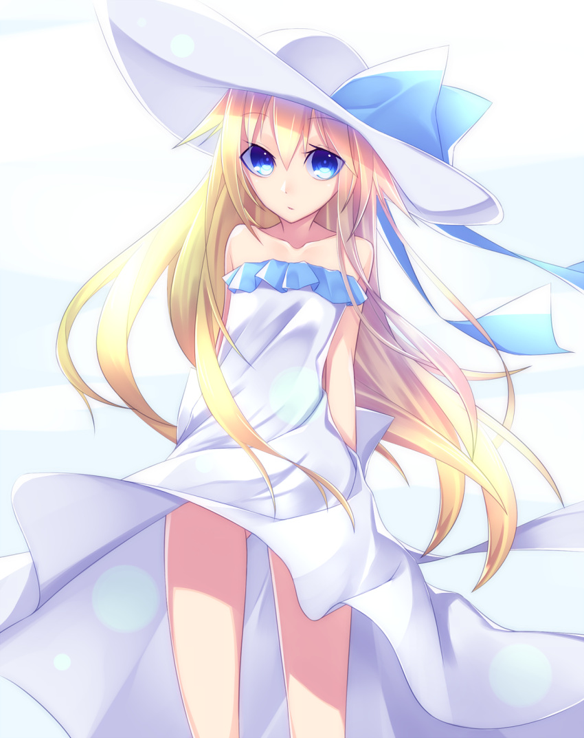 1girl bare_shoulders blonde_hair blue_eyes dress hat highres kawasaki_toiro long_hair looking_at_viewer original simple_background solo standing strapless strapless_dress sun_hat wind